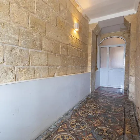Seafront - Location, Floor With Wifi & Ac By 360 Estates * Valletta